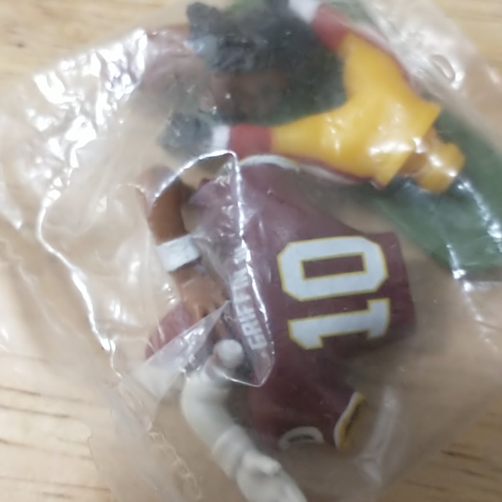 NFL small pros posable collectable figure